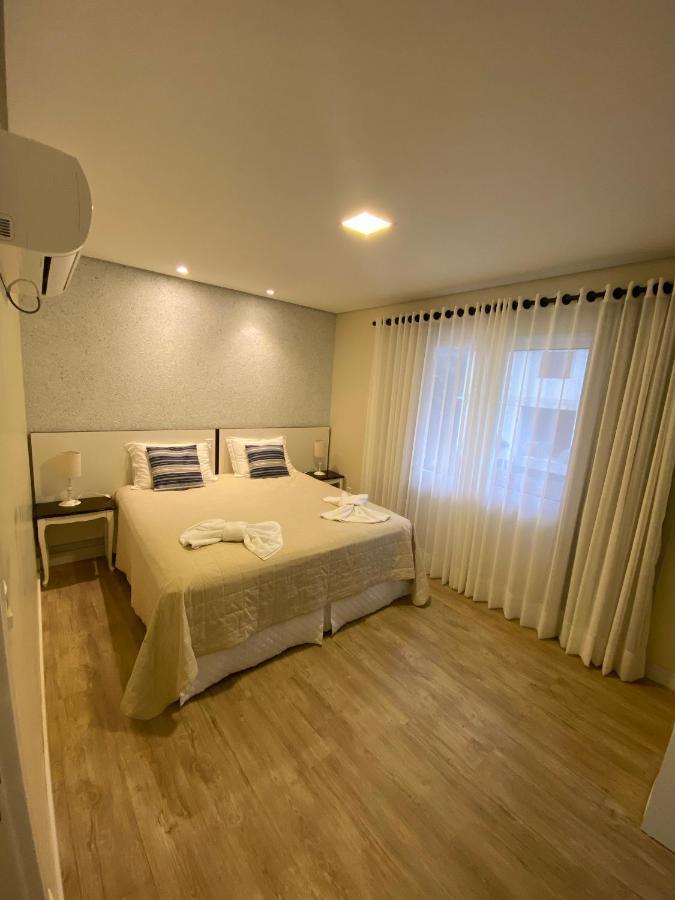 Ipê Amarelo Cama e Café Bed and Breakfast Gramado Esterno foto